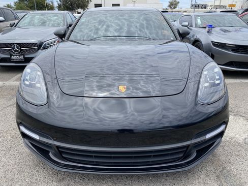 Used 2018 Porsche Panamera 4 AWD/4WD image 3