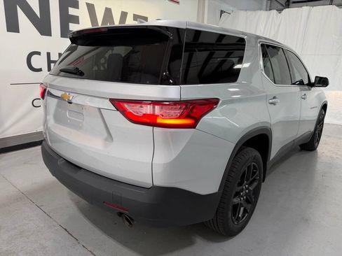 Used 2020 Chevrolet Traverse LS FWD image 21