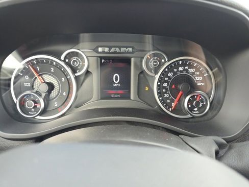 Used 2025 RAM 2500 Tradesman w/ Chrome Appearance Group image 21