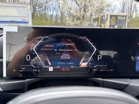 Used 2025 BMW 430i xDrive Coupe w/ M Sport Package image 21