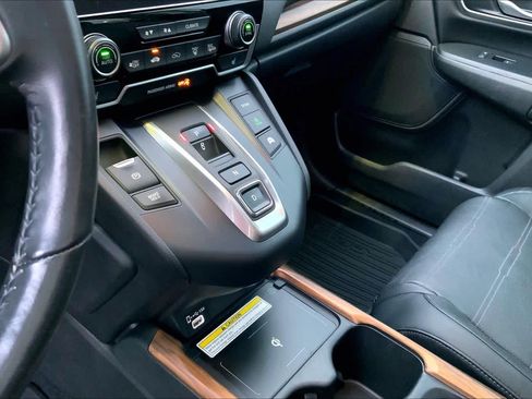 Used 2020 Honda CR-V Touring image 16