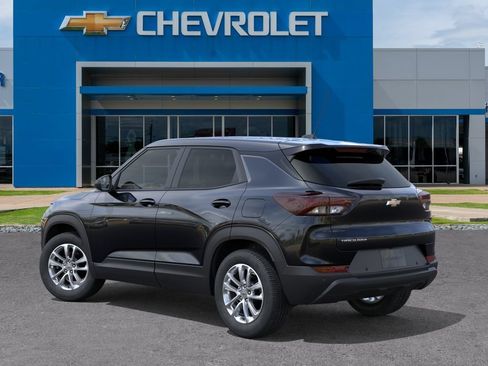 New 2026 Chevrolet TrailBlazer LS w/ LS Convenience Package FWD image 3