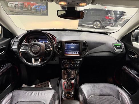 Used 2021 Jeep Compass Trailhawk w/ Convenience Group AWD/4WD image 19