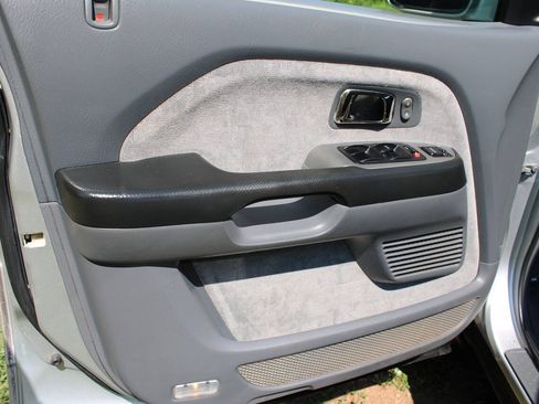Used 2005 Honda Pilot EX image 15