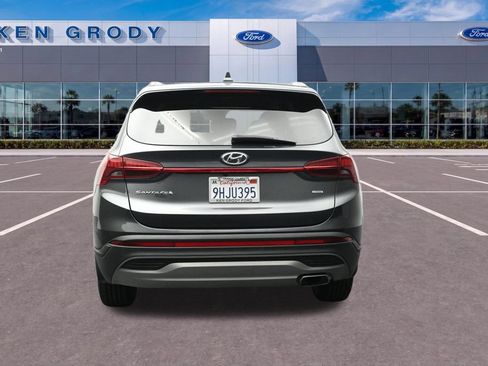 Used 2023 Hyundai Santa Fe SE AWD/4WD image 7