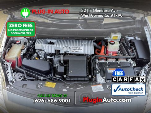 Used 2015 Toyota Prius Four FWD image 12