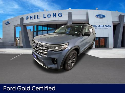 Certified 2025 Ford Explorer Active w/ Active Comfort Package AWD/4WD image 1
