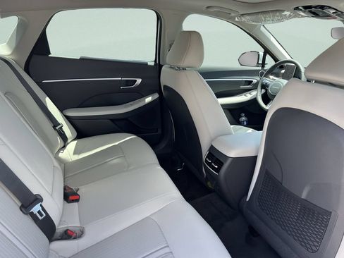 New 2026 Hyundai Sonata SEL FWD image 21