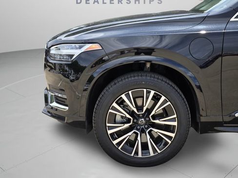 Used 2025 Volvo XC90 T8 Plus w/ Protection Package Premier AWD/4WD image 29