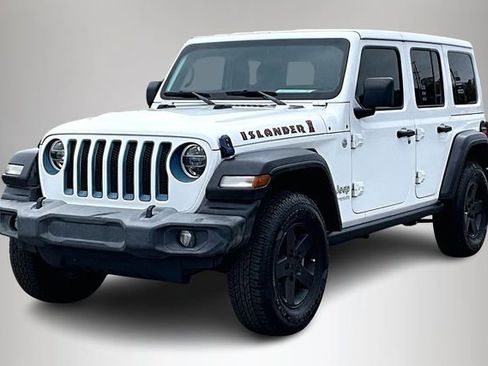 Used 2021 Jeep Wrangler Unlimited Islander image 2