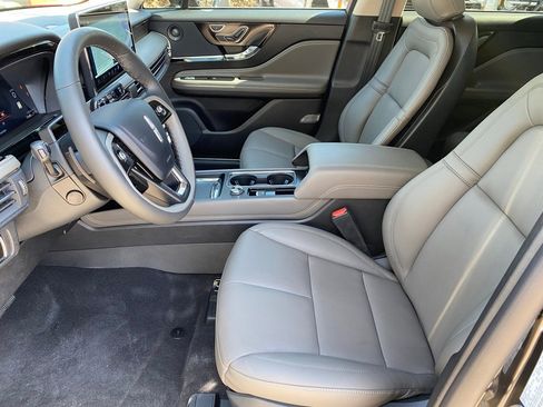 New 2026 Lincoln Corsair Reserve image 13