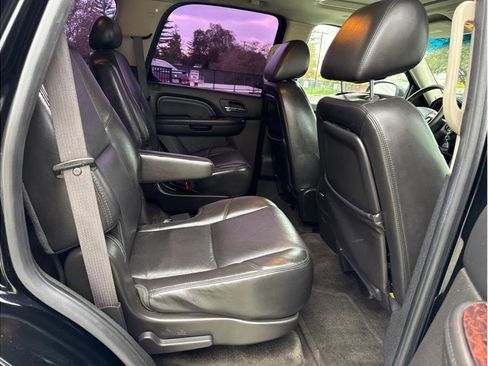 Used 2010 GMC Yukon Denali image 22