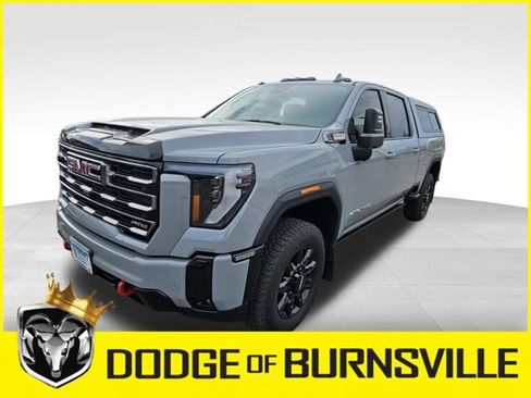 Used 2025 GMC Sierra 3500 AT4 w/ AT4 Premium Plus Package AWD/4WD image 11
