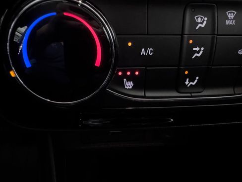 Certified 2023 Buick Encore GX Preferred w/ Cold Weather Comfort Package AWD/4WD image 22