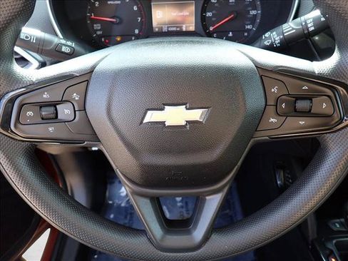 Used 2023 Chevrolet TrailBlazer LT w/ Convenience Package AWD/4WD image 16