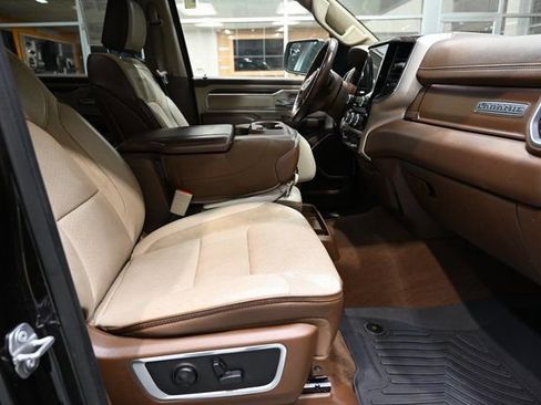 Used 2019 RAM 1500 Laramie image 11