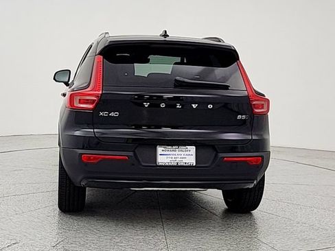 New 2026 Volvo XC40 B5 Ultra w/ Protection Package Premier AWD/4WD image 6