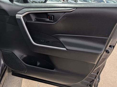 Used 2024 Toyota RAV4 LE FWD image 31