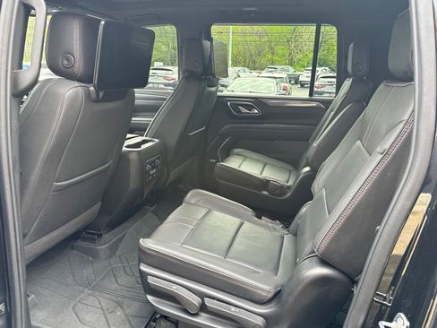Used 2024 Chevrolet Suburban RST w/ Luxury Package AWD/4WD image 48