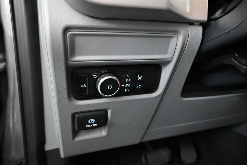 Used 2023 Ford F150 XLT AWD/4WD image 7