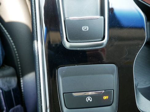 Used 2019 Ford Edge SEL w/ Equipment Group 201A AWD/4WD image 32