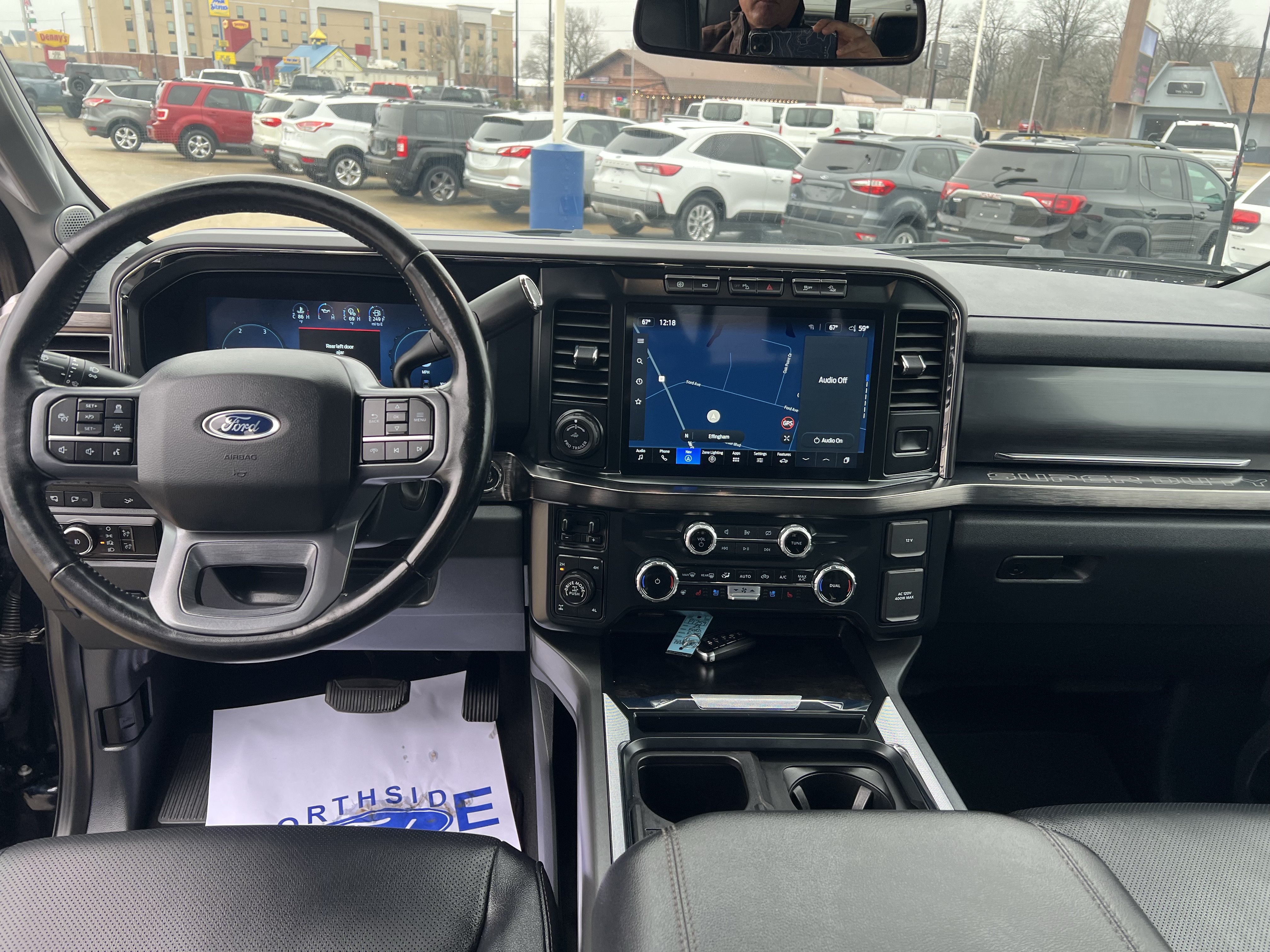Used 2023 Ford F250 Lariat w/ Lariat Ultimate Package AWD/4WD image 22