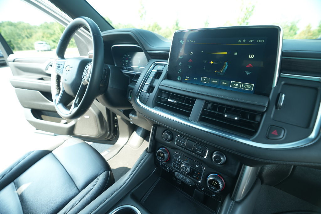 Used 2024 Chevrolet Tahoe LT AWD/4WD image 39