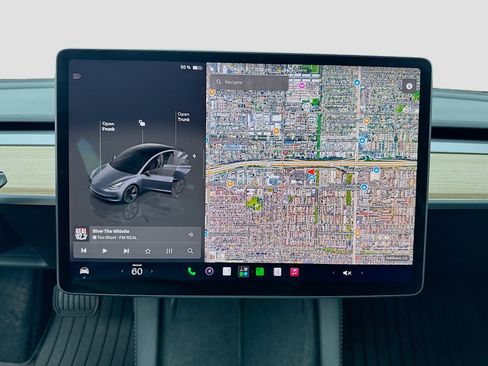 Used 2023 Tesla Model 3 Standard Range RWD image 9