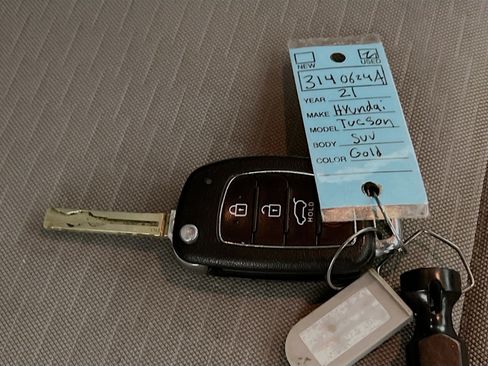 Used 2021 Hyundai Tucson SE image 35