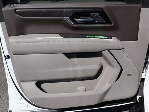 New 2026 GMC Yukon Elevation w/ LPO, Floor Liner Package image 10