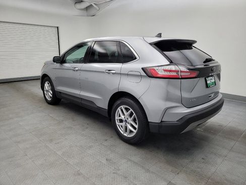 Used 2022 Ford Edge SEL image 3