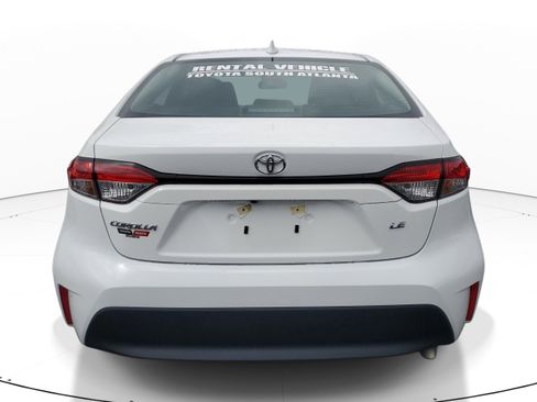 Used 2025 Toyota Corolla LE FWD image 5