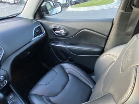 Used 2022 Jeep Cherokee Latitude Lux image 27