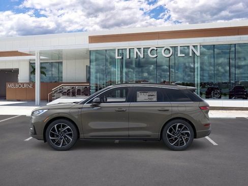 New 2025 Lincoln Corsair Grand Touring w/ Equipment Group 301A AWD/4WD image 3