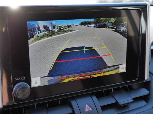 Certified 2024 Toyota RAV4 LE AWD/4WD image 30