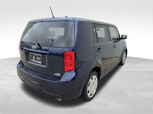 Used 2008 Scion xB FWD image 5