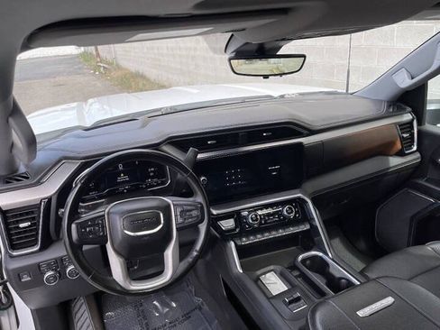 Used 2024 GMC Sierra 3500 Denali w/ Denali Reserve Package AWD/4WD image 26