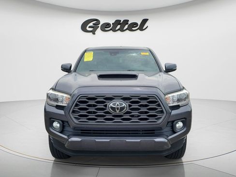 Used 2020 Toyota Tacoma TRD Sport RWD image 2