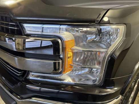 Used 2019 Ford F150 Lariat image 28