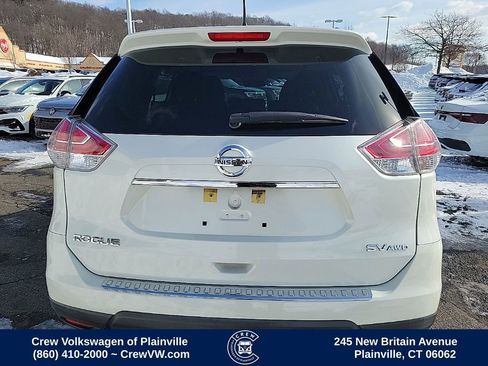 Used 2016 Nissan Rogue SV w/ SV Premium Package image 29