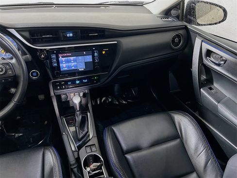 Certified 2017 Toyota Corolla XSE image 21
