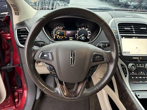 Used 2016 Lincoln MKX Select w/ Select Plus Package image 25