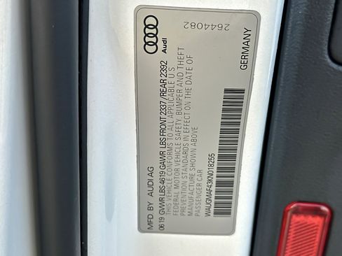 Used 2019 Audi A4 2.0T Premium image 26