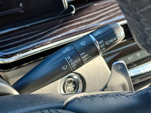 Used 2023 Cadillac Escalade V image 27