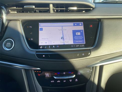 Certified 2025 Cadillac XT5 Premium Luxury image 22