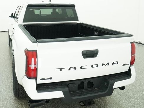 New 2026 Toyota Tacoma SR5 AWD/4WD image 5
