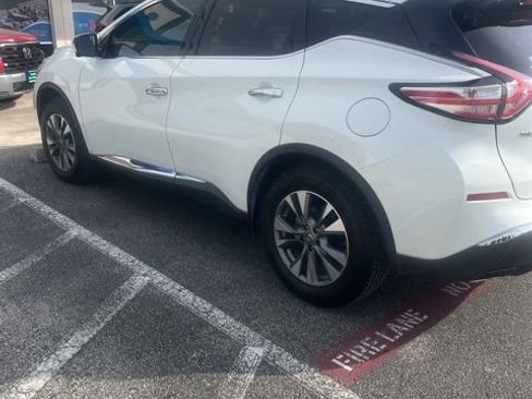 Used 2017 Nissan Murano SL FWD image 3