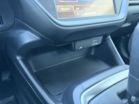 Certified 2025 Subaru Impreza 2.0i image 20