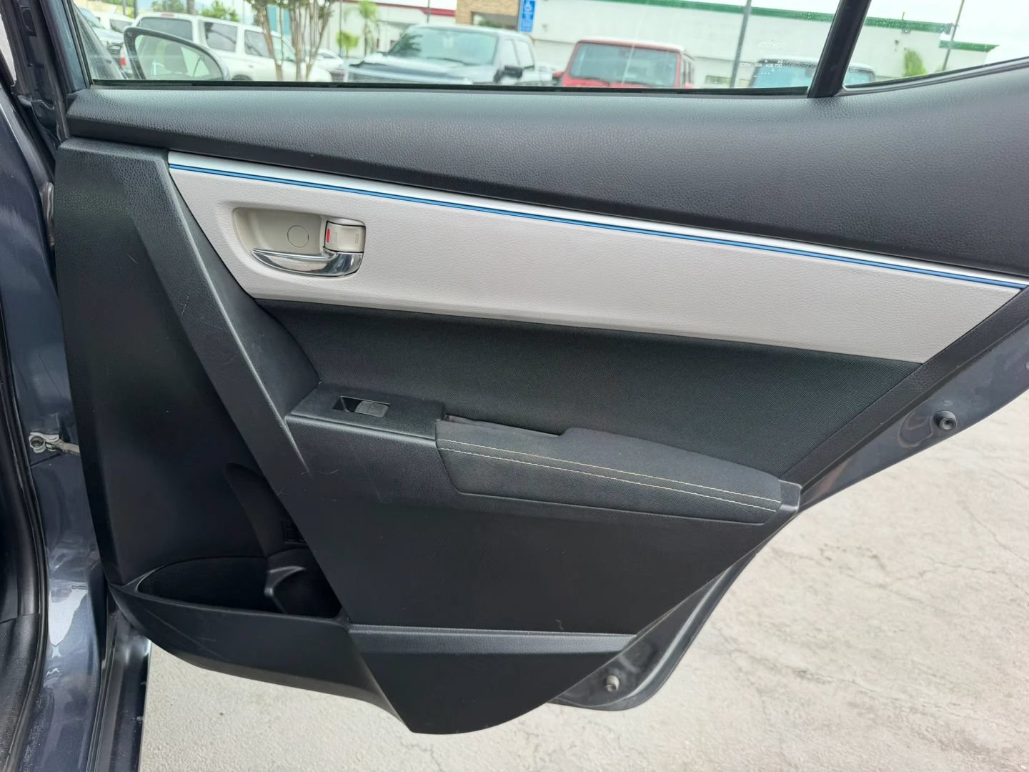 Used 2014 Toyota Corolla LE w/ Protection Package FWD image 16