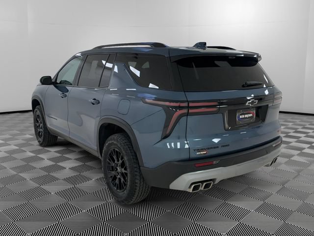 Used 2025 Chevrolet Traverse Z71 w/ Enhanced Driving Package AWD/4WD image 3